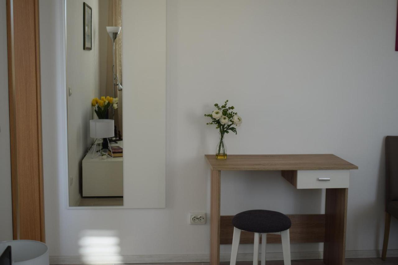 Appartamento Optimist Makarska Town Center Esterno foto