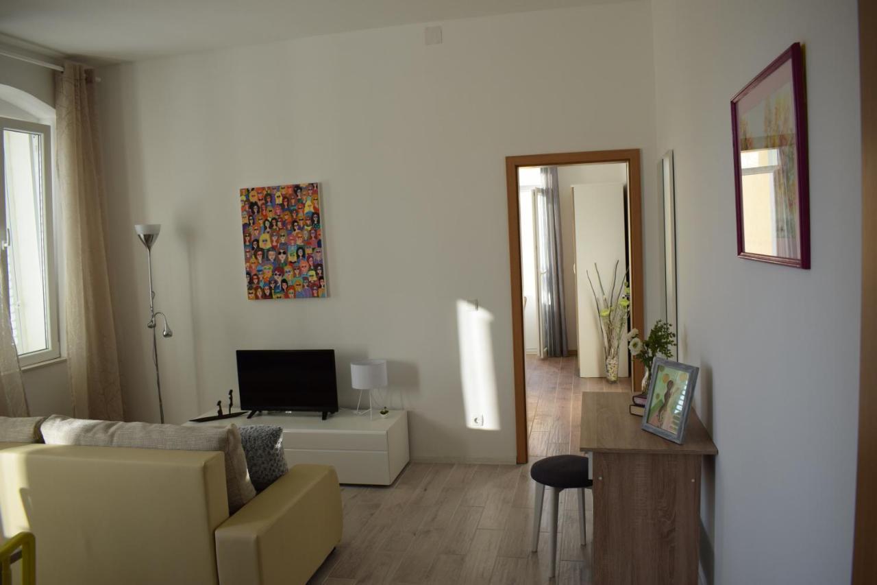 Appartamento Optimist Makarska Town Center Esterno foto